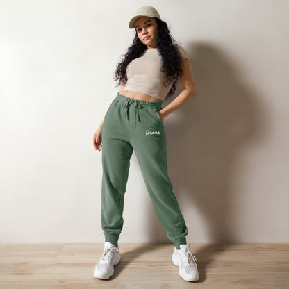 Unisex pigment-dyed sweatpants. Colors